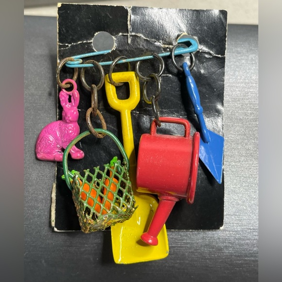 cracker jill Jewelry Cracker Jill Jewelry Vintage Metal Charm